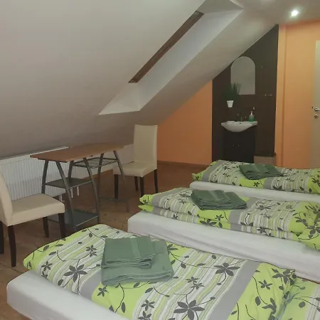Ubytovňa Pre Robotnikov Atlantyz Púchov